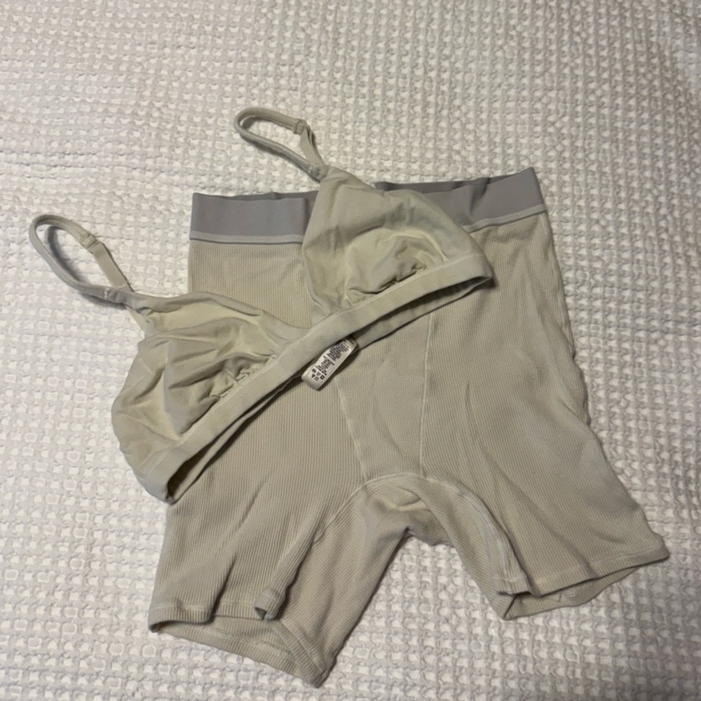 SKIMS Cotton Rib Boxer & Cotton Jersey Triangle Bralette in Bone (S)